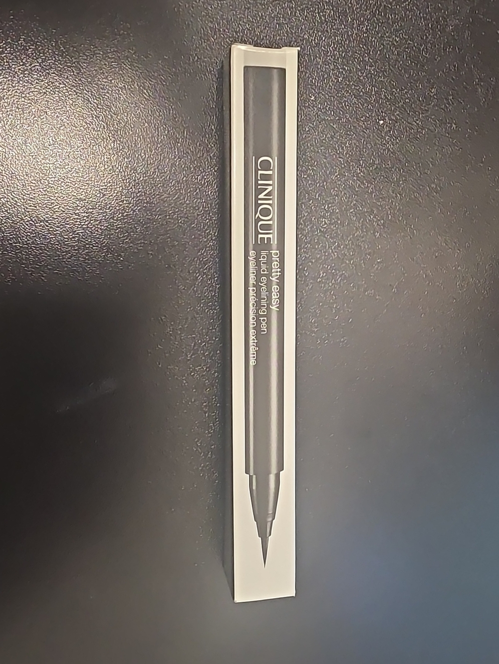 Clinique Pretty Easy Liquid Eyeliner Pen - Black